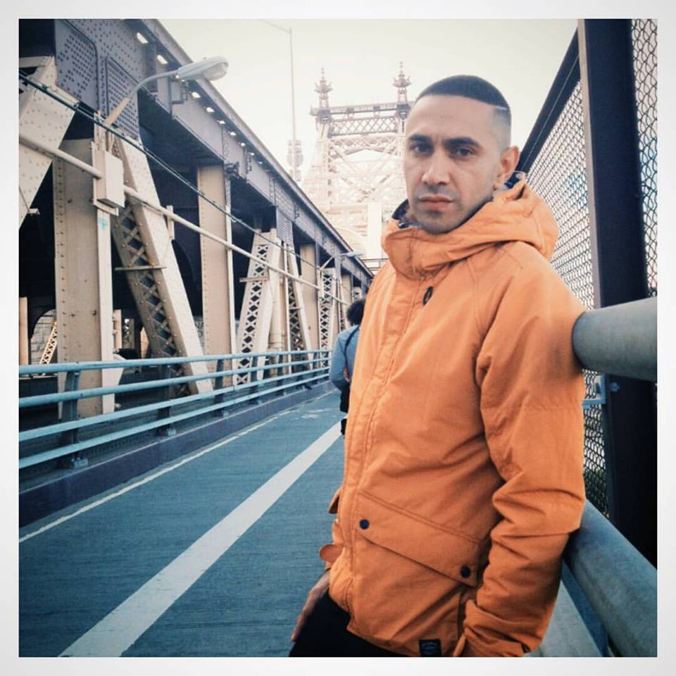AMIR AMIR