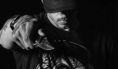 La Machete ha un nuovo guerriero, Axos