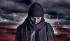 Nex Cassel - Come Dio Comanda (recensione)