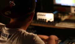 Nitro - Storia Di Un Presunto Artista (Strage making the beat)