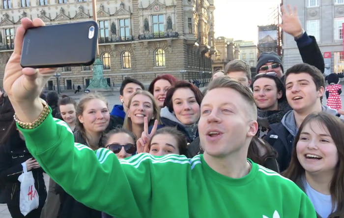 macklemore-brad-pitts-cousin macklemore-brad-pitts-cousin