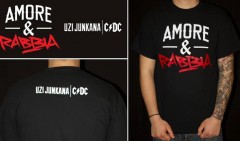 Amore & Rabbia t-shirt di Uzi Junkana