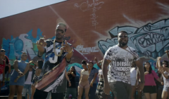 Juicy J assieme a T-Pain nel video Make That Shit Work