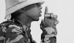 Aspettando l'uscita del suo album, Tyga pubblica il brano Erryday