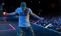 Guts Over Fear è il nuovo brano di Eminem che anticipa il prossimo album