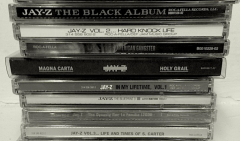 Jay-Z stila la classifica dei suoi album